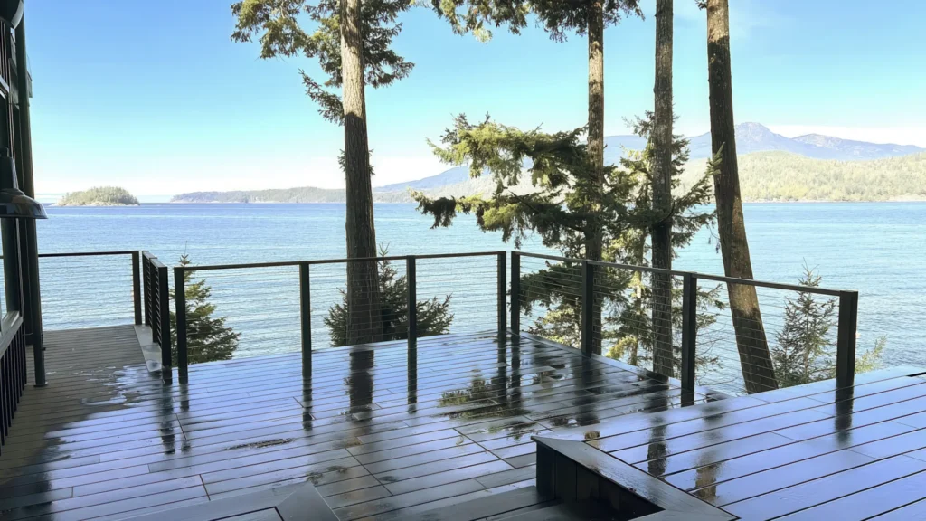 Ocean Front Deck at Frosts Rose Bowl